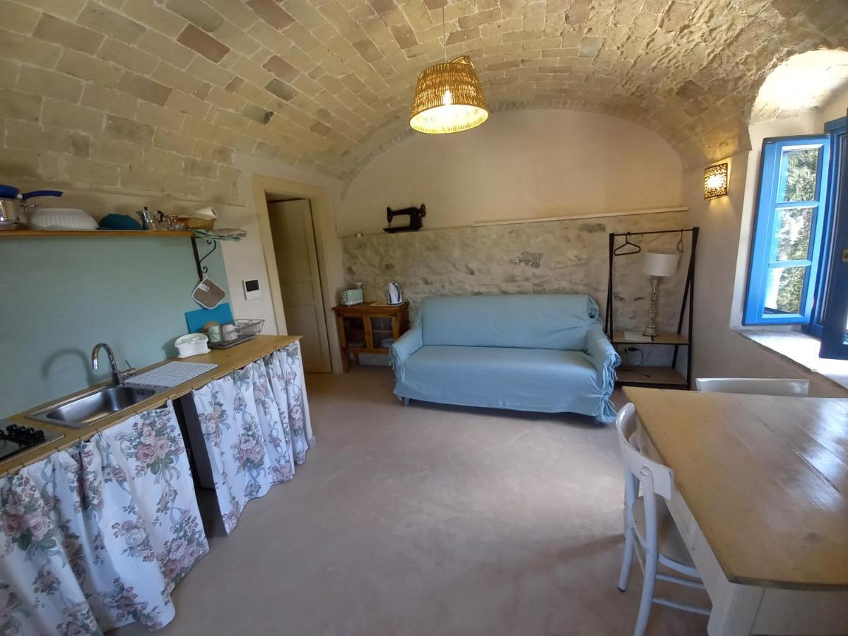 Abbateggio La Casa Dalle Finestre Blu المظهر الخارجي الصورة