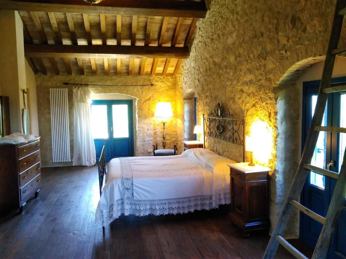 Abbateggio La Casa Dalle Finestre Blu المظهر الخارجي الصورة